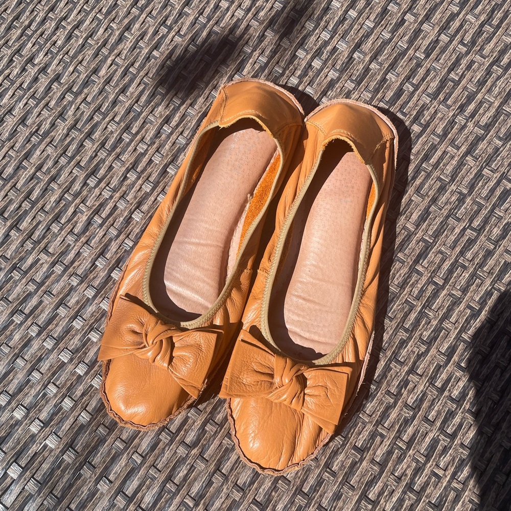 Josef Seibel Tan Leather Flats with Bow